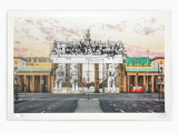 Giants, Brandenburg Gate